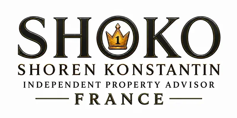 SHOKO Logo in der Fußzeile der Website, unabhängige Ankaufsmaklerin für Immobilien in Straßburg und im Elsass. SHOKO begleitet Sie mit Erfahrung und Sorgfalt.